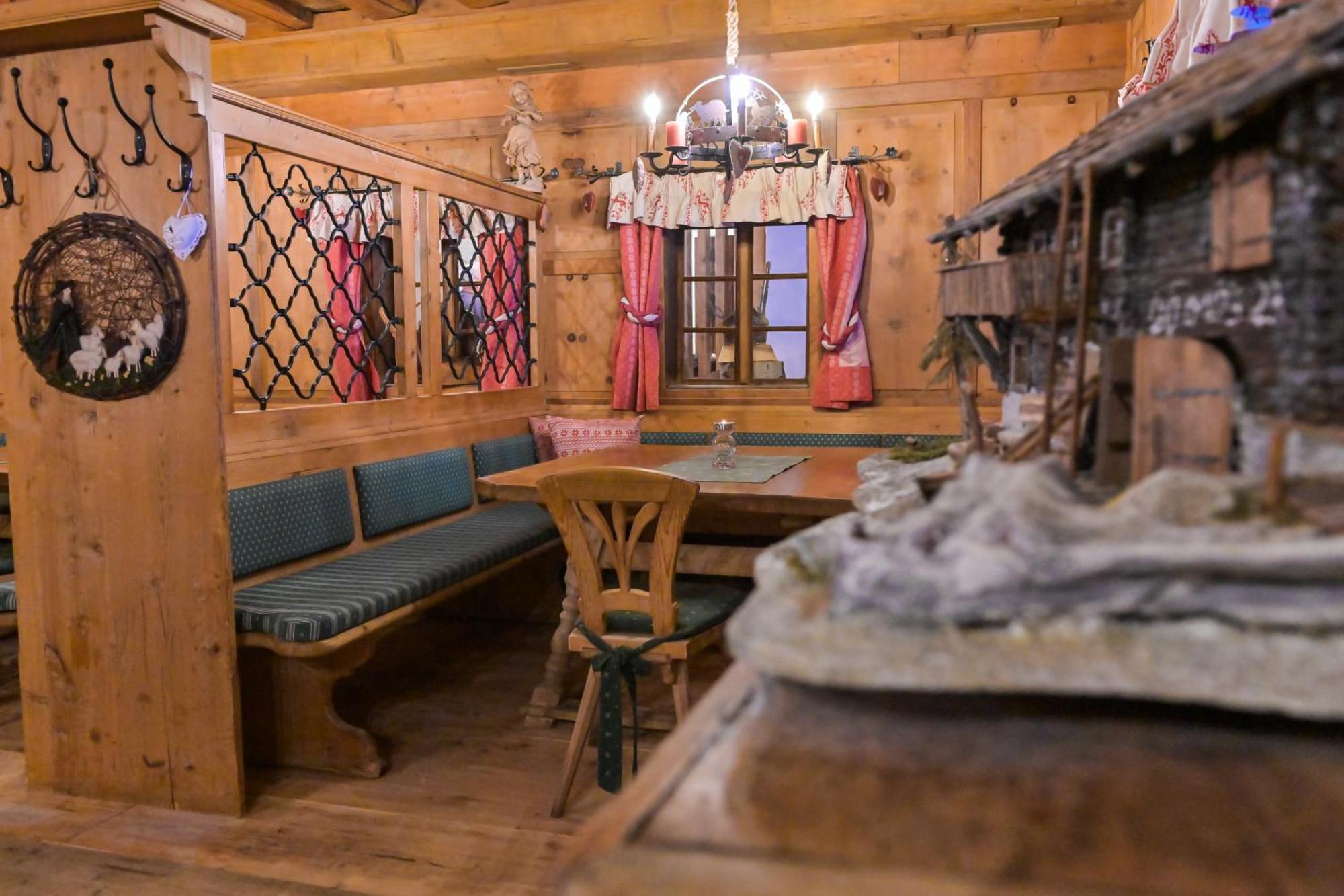 Hotel Kaerntnerhof Heiligenblut Esterno foto