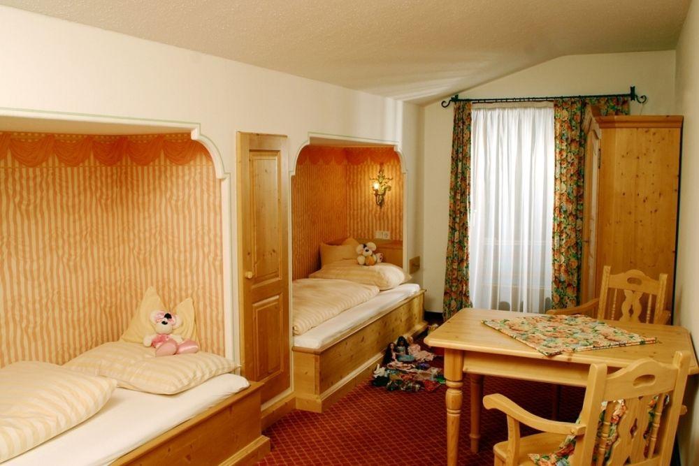 Hotel Kaerntnerhof Heiligenblut Esterno foto